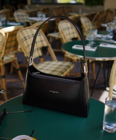 lancaster sun bag